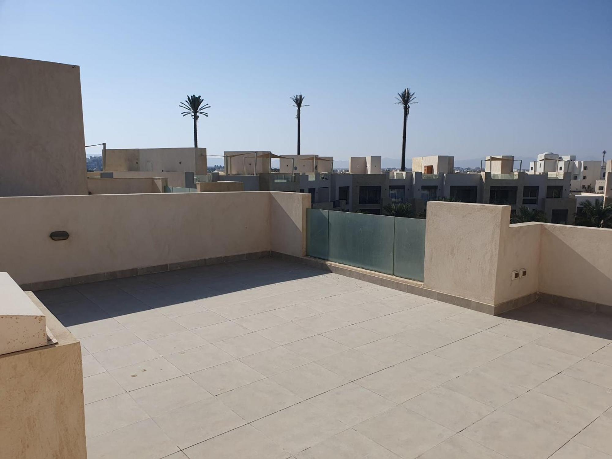 Mangroovy 2br With Roof Apartment *